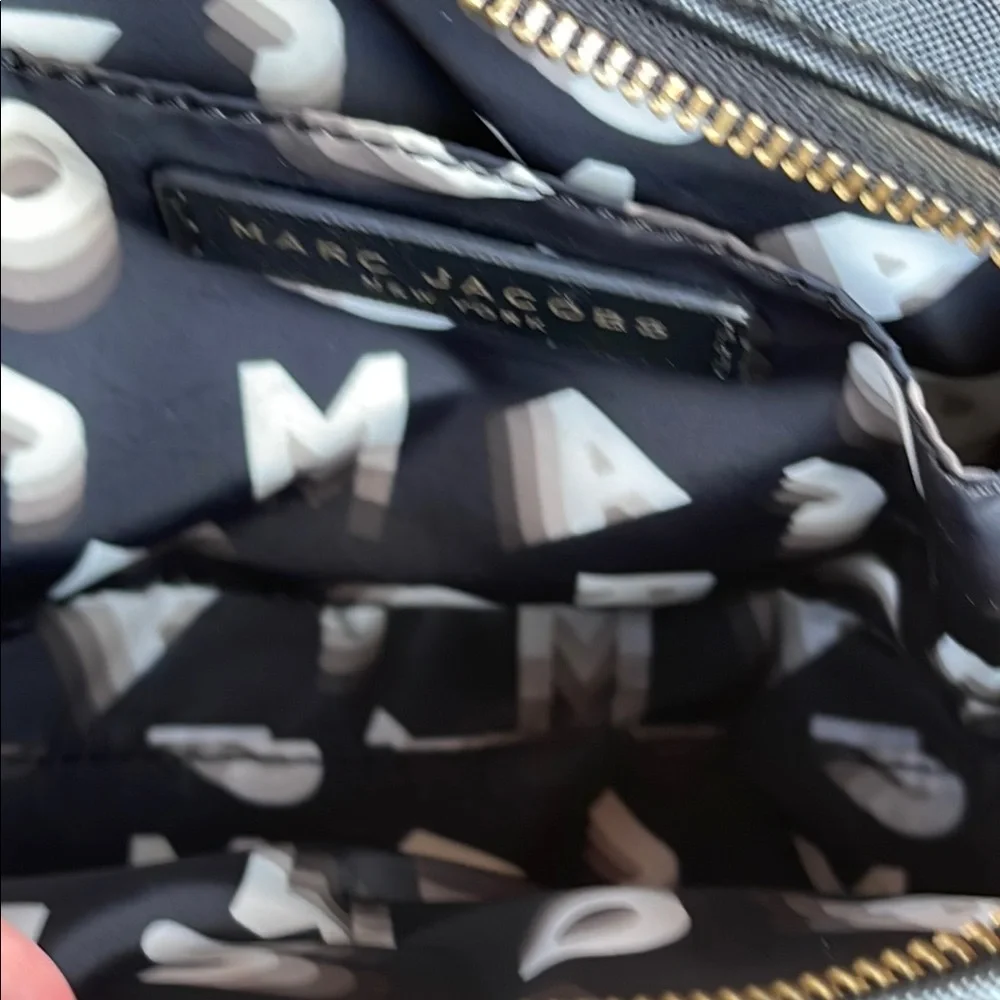 Marc Jacobs Playback Graphic Crossbody Bag - Picture 10 of 10
